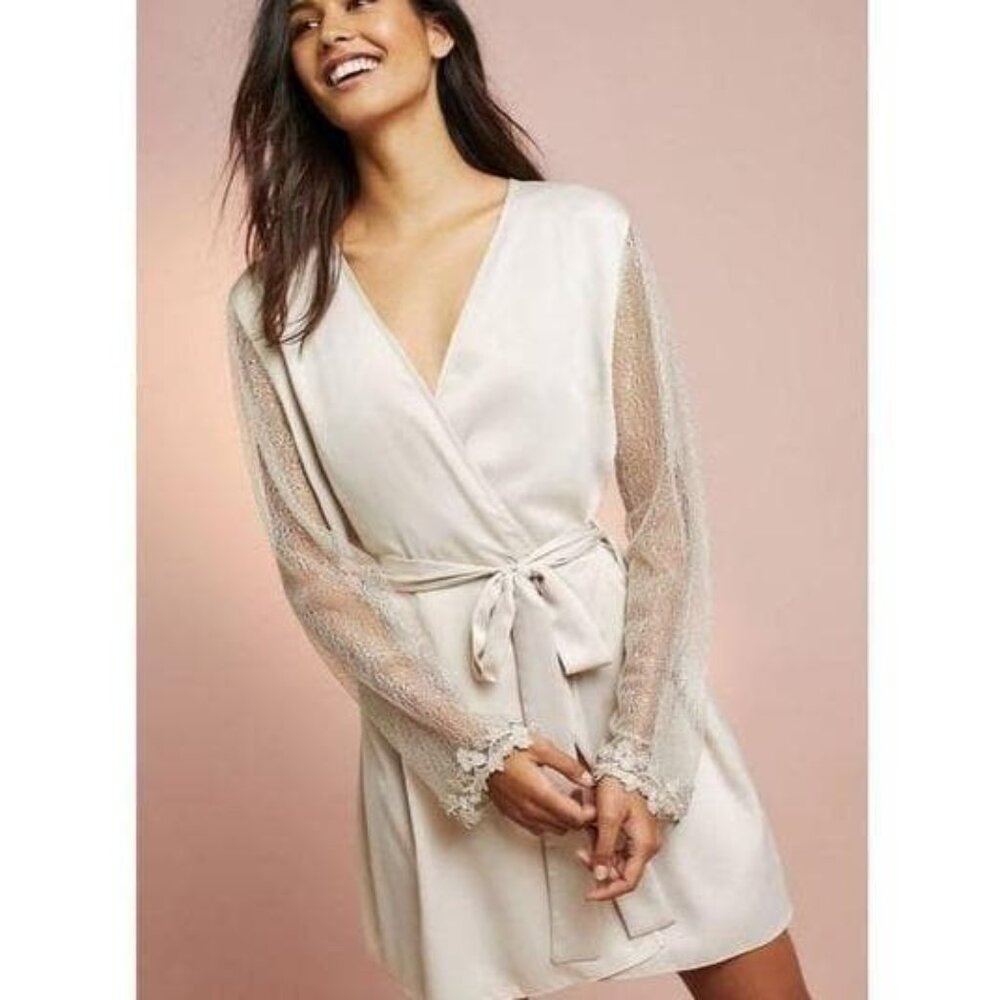 FLORA NIKROOZ ! SHOWSTOPPER WRAP ROBE ( S )